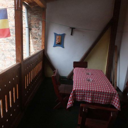 Blue House Apartment Sibiu Bagian luar foto