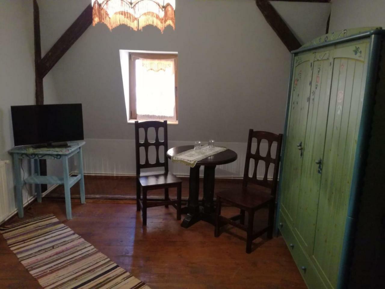 Blue House Apartment Sibiu Bagian luar foto