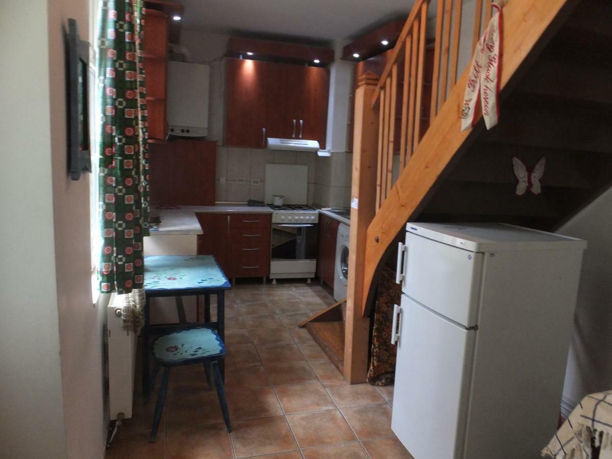 Blue House Apartment Sibiu Bagian luar foto